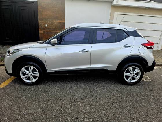NISSAN KICKS 1.6 16V FLEXSTART S 4P MANUAL NISSAN KICKS 1.6 16V FLEXSTART S 4P MANUAL